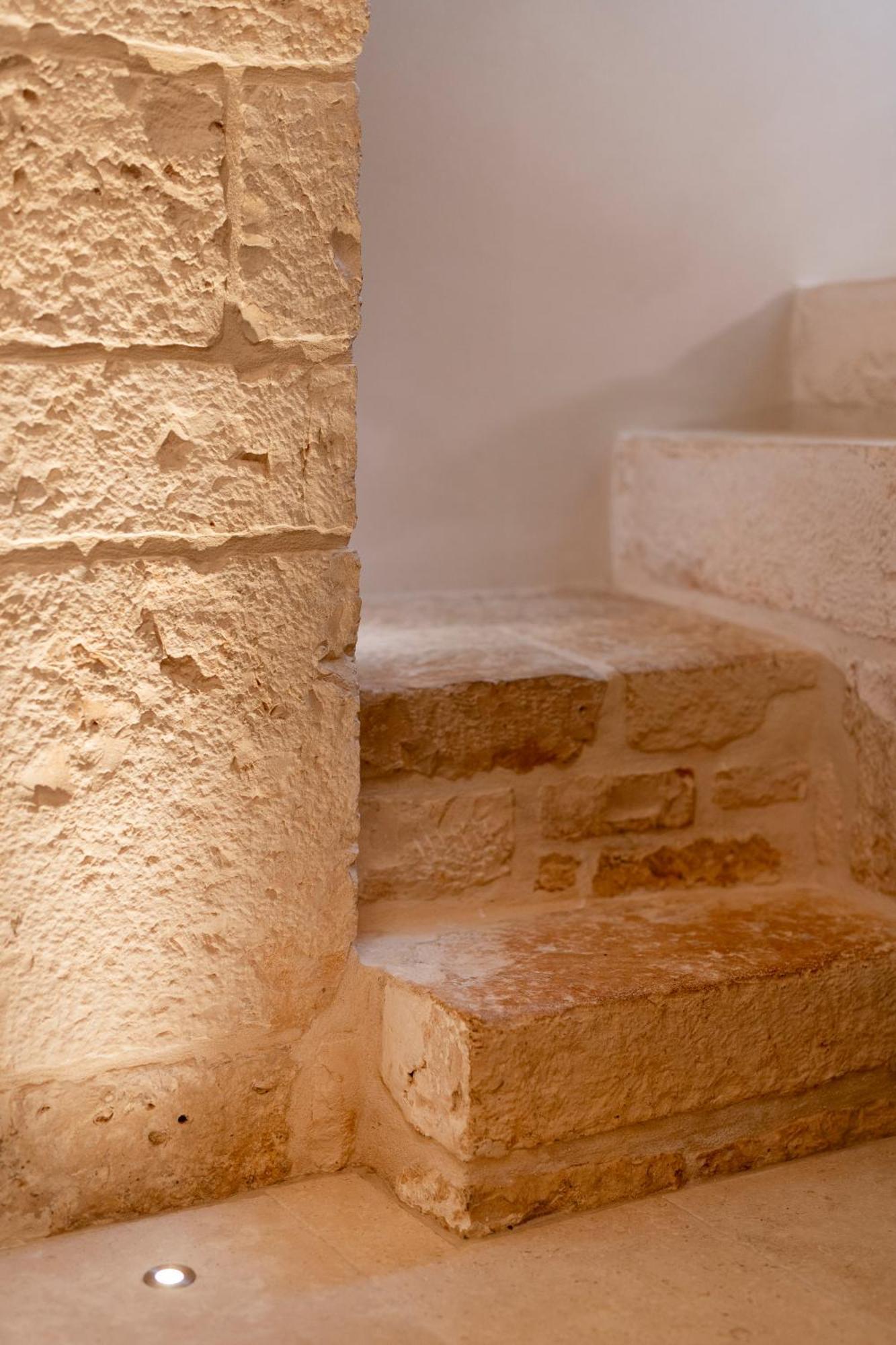 Naiira Luxury Trullo - Jacuzzi And Patio Apartment Алберобело Екстериор снимка